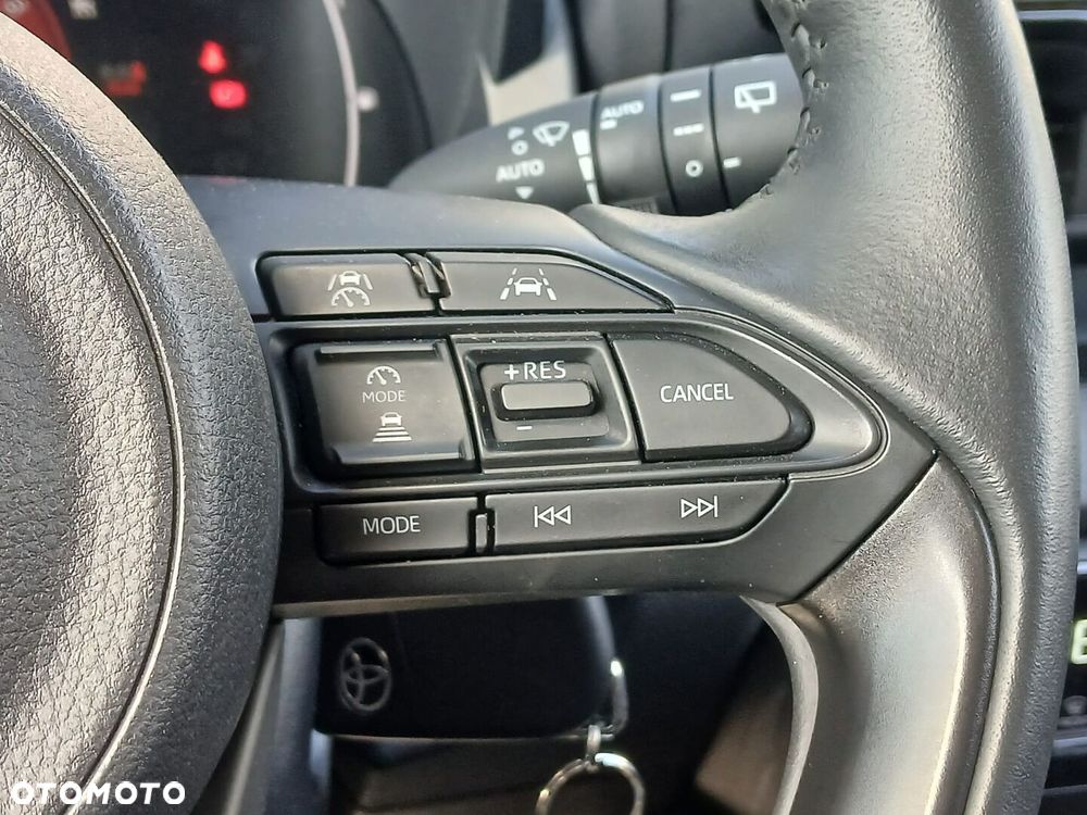 Toyota Yaris Hybrid 1.5 Style - 28