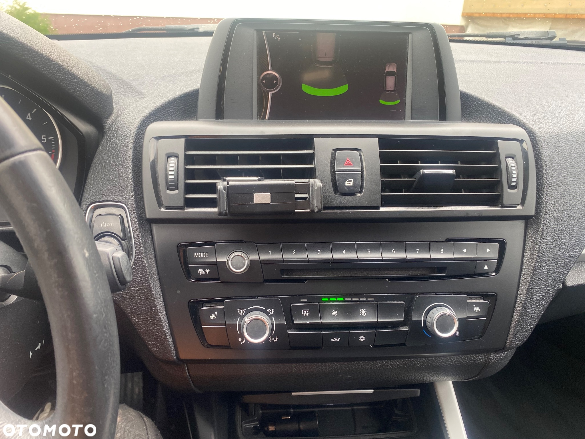 BMW Seria 1 116d - 9