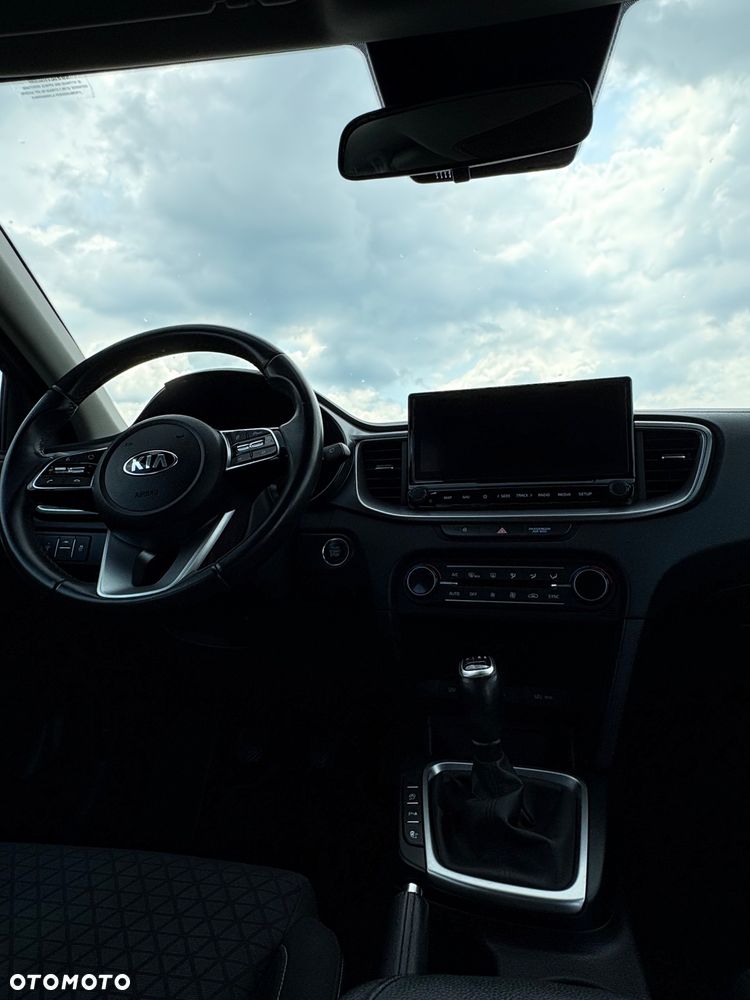 Kia Ceed 1.0 T-GDI L Business Line - 22