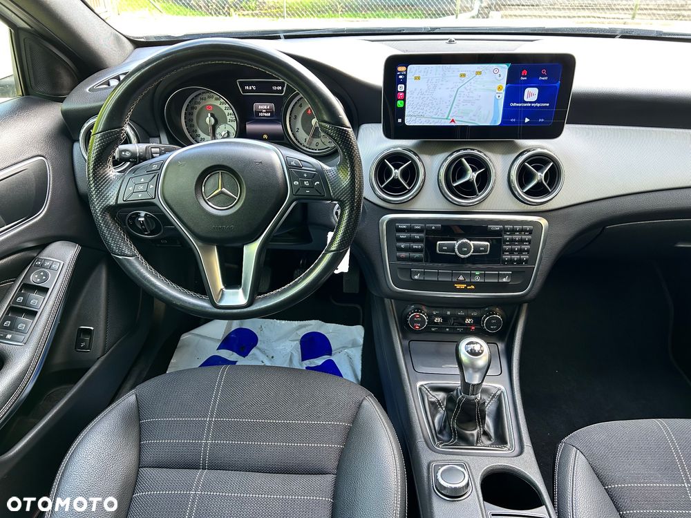 Mercedes-Benz GLA 180 Style - 7