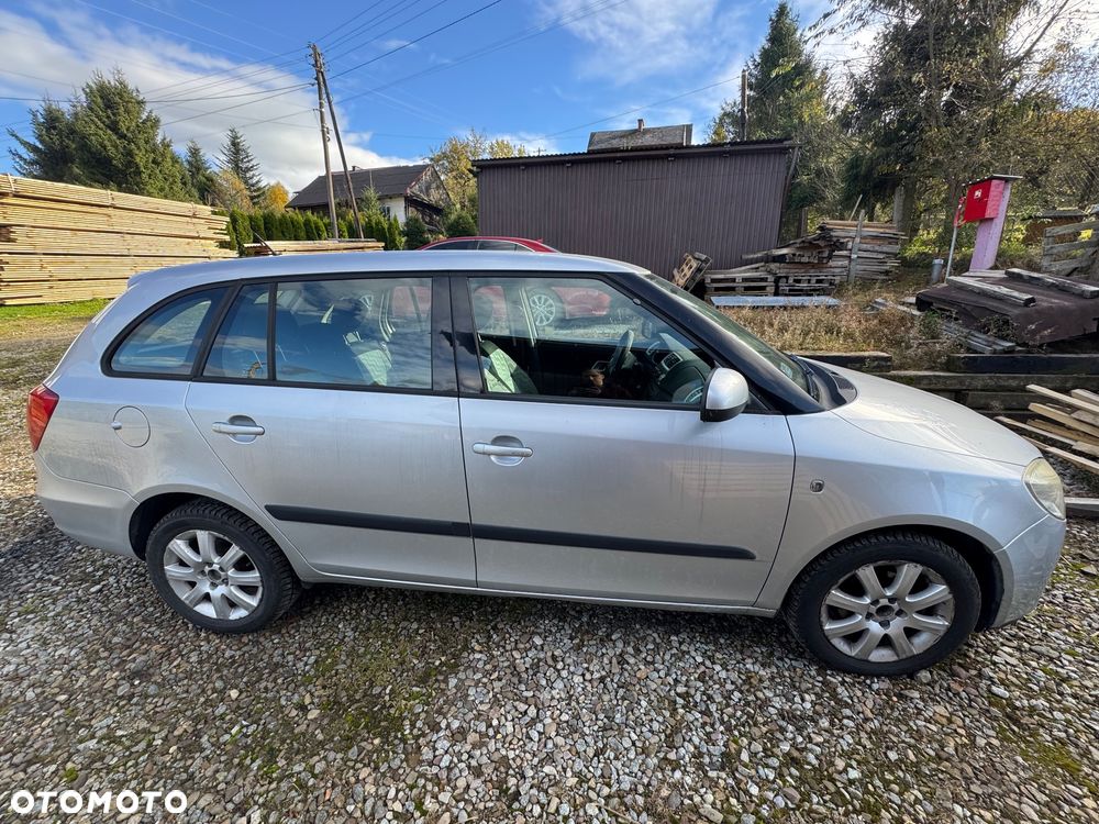 Skoda Fabia - 5