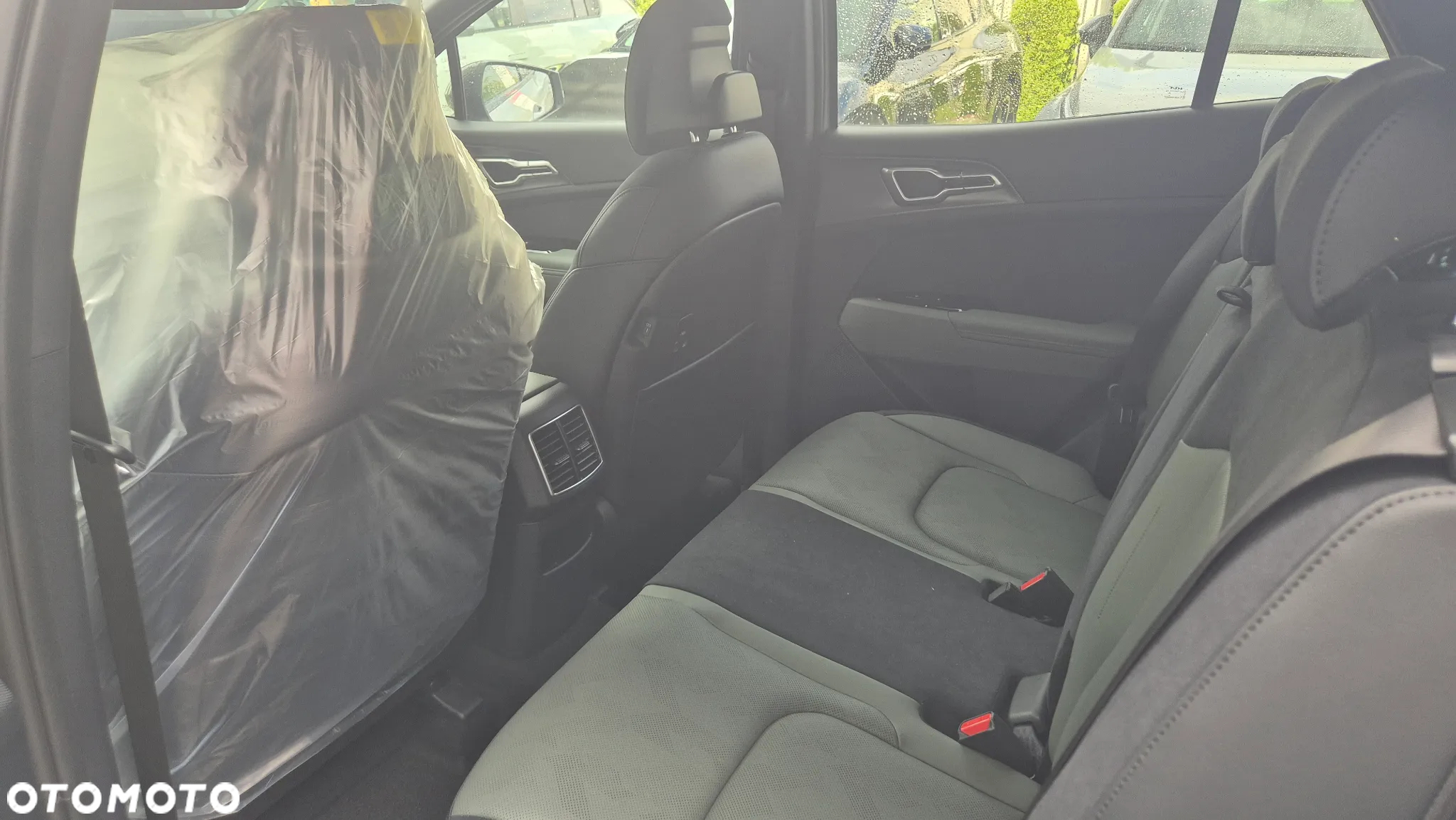 Kia Sportage 1.6 T-GDI HEV Anniversary 2WD - 12