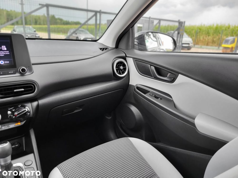 Hyundai Kona - 14