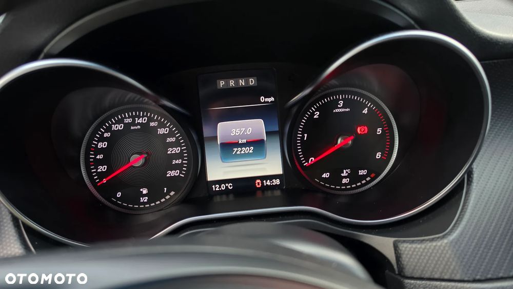 Mercedes-Benz Klasa X - 22