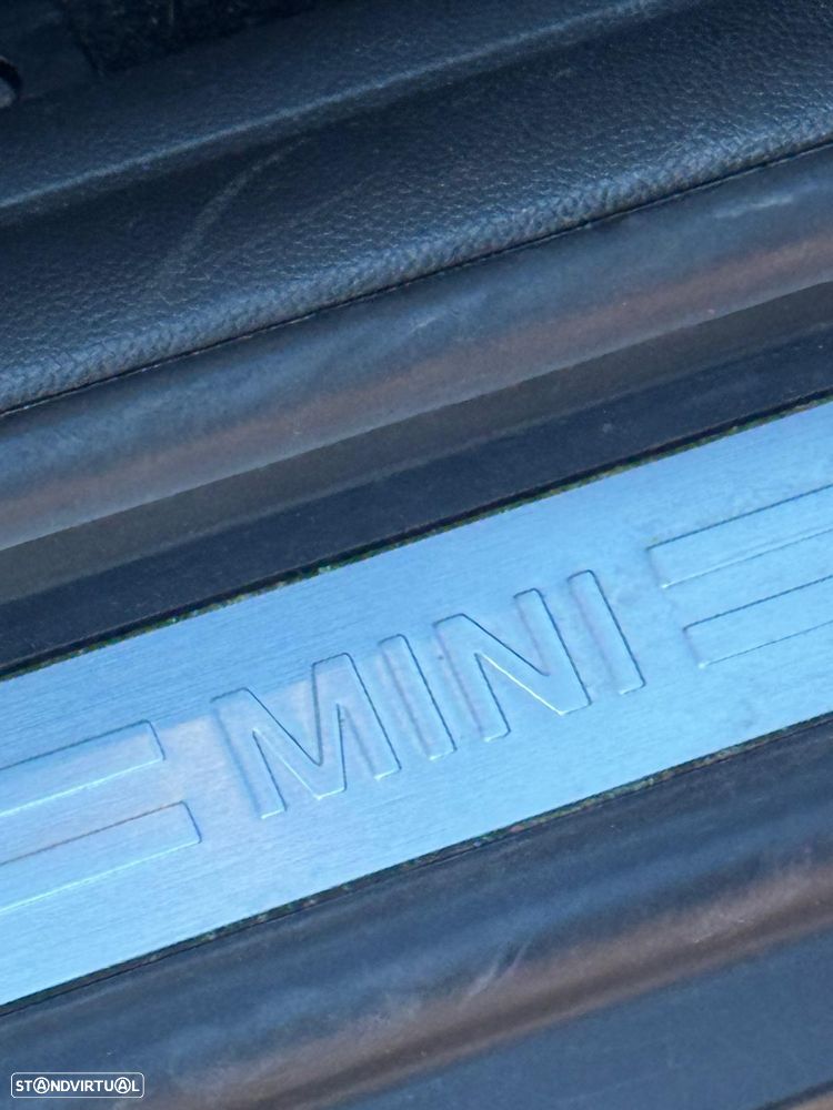 MINI Cabrio Cooper D Auto - 18