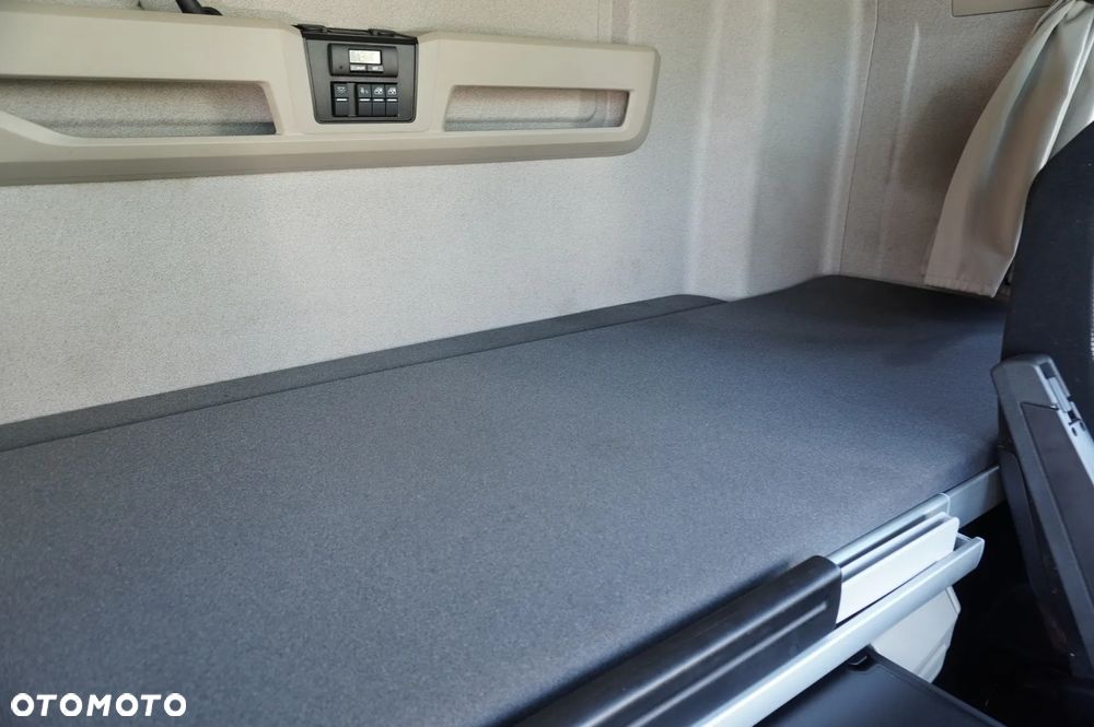MAN TGX 26.500 E6 XXL / Schmitz 19 palet / Thermoking / oś skrętna_203562 - 18