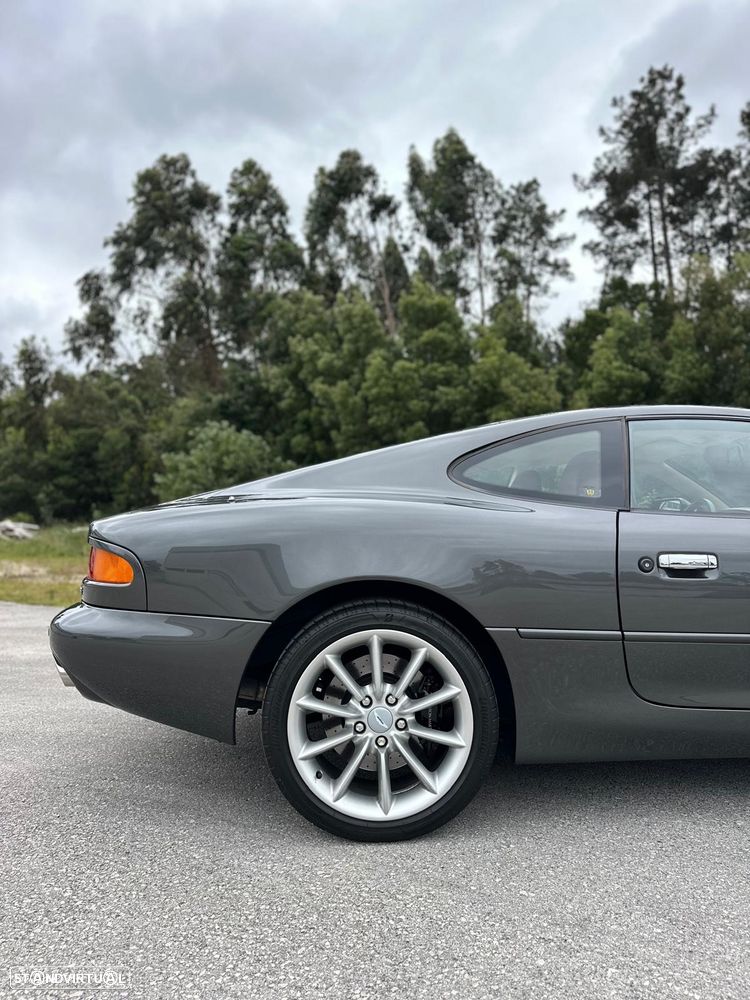 Aston Martin DB7 Vantage Coupé - 13