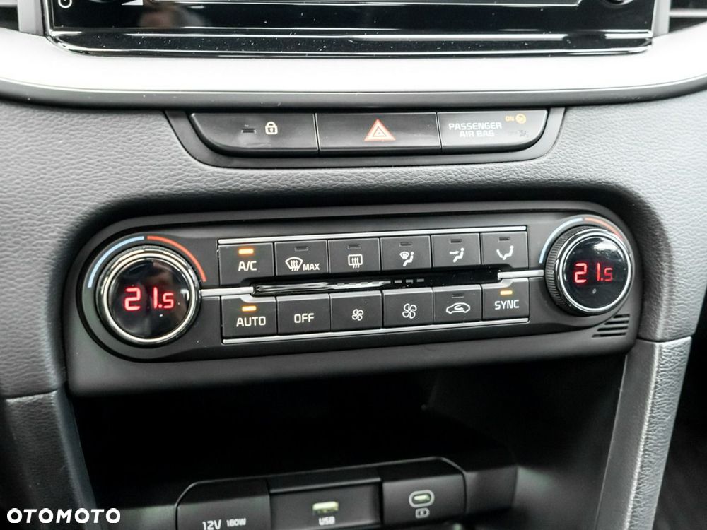 Kia Ceed 1.5 T-GDI M DCT - 16