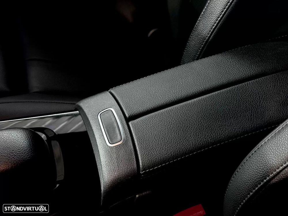 Mercedes-Benz A 180 d 7G-DCT Progressive - 30