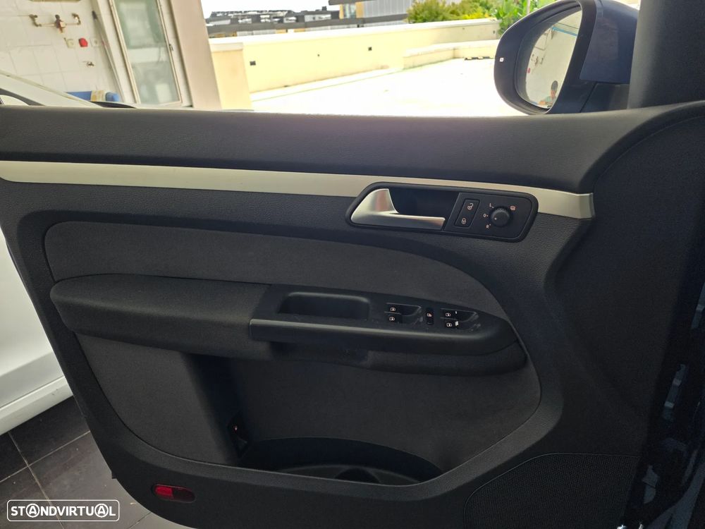 VW Touran - 5