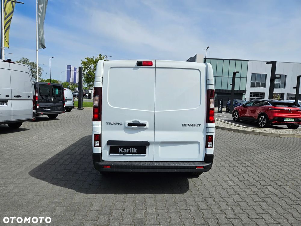 Renault Trafic Furgon L2H1 2.0dCi 130 KM - 6