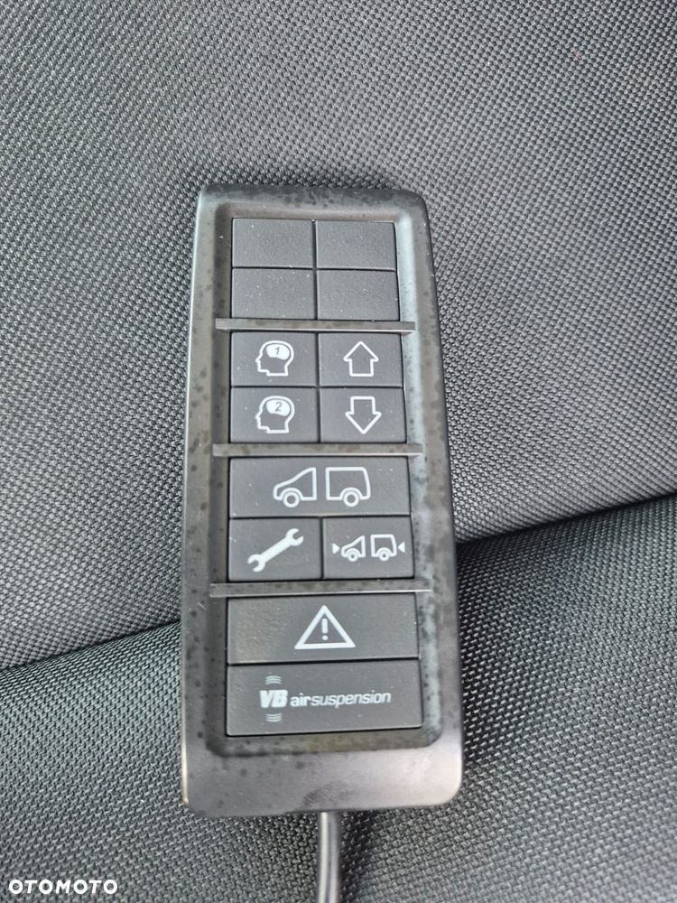 Mercedes-Benz Sprinter - 30