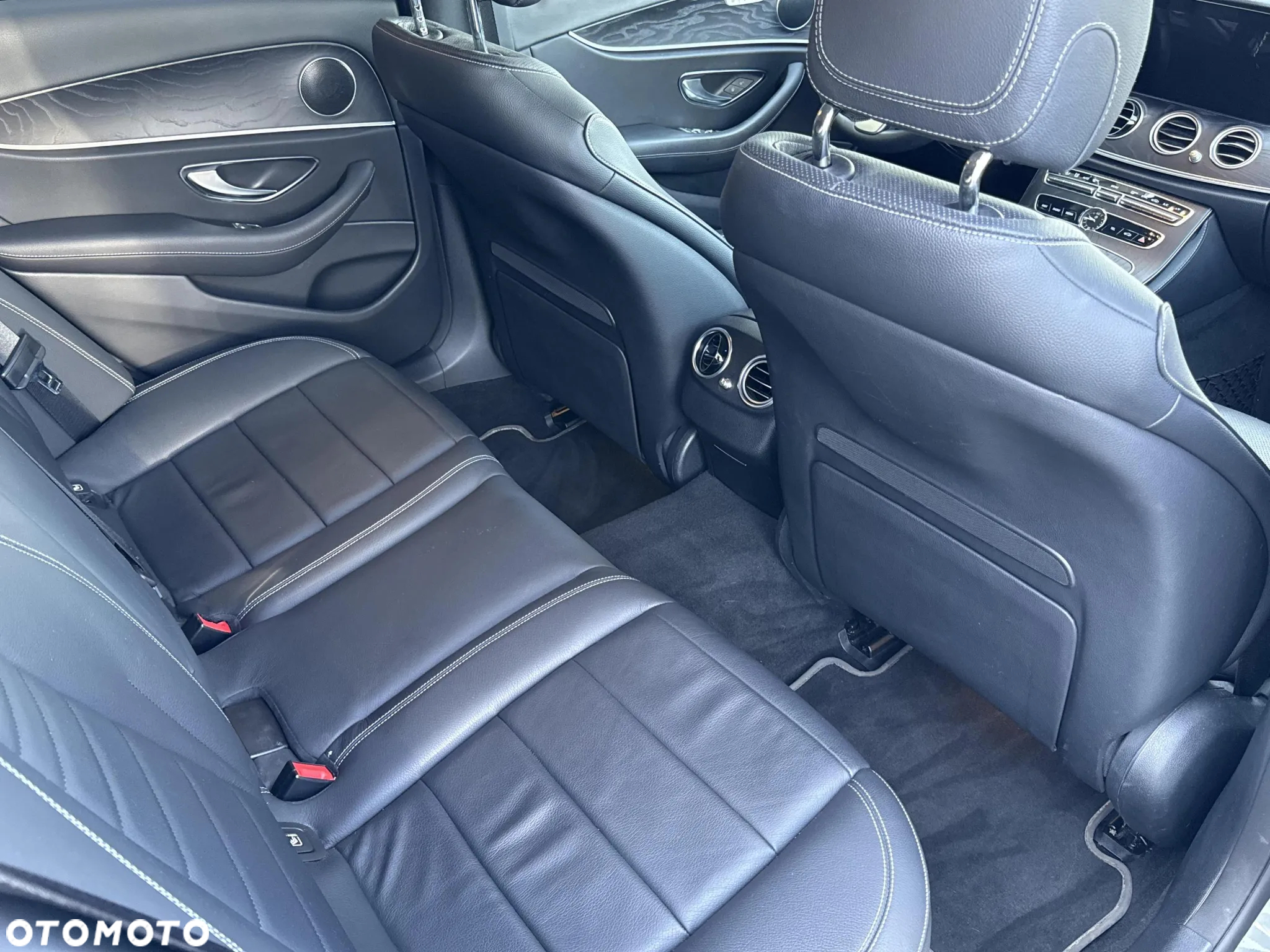 Mercedes-Benz Klasa E 220 d 4-Matic All-Terrain - 18