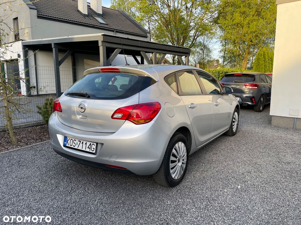 Opel Astra 1.6 Active - 3