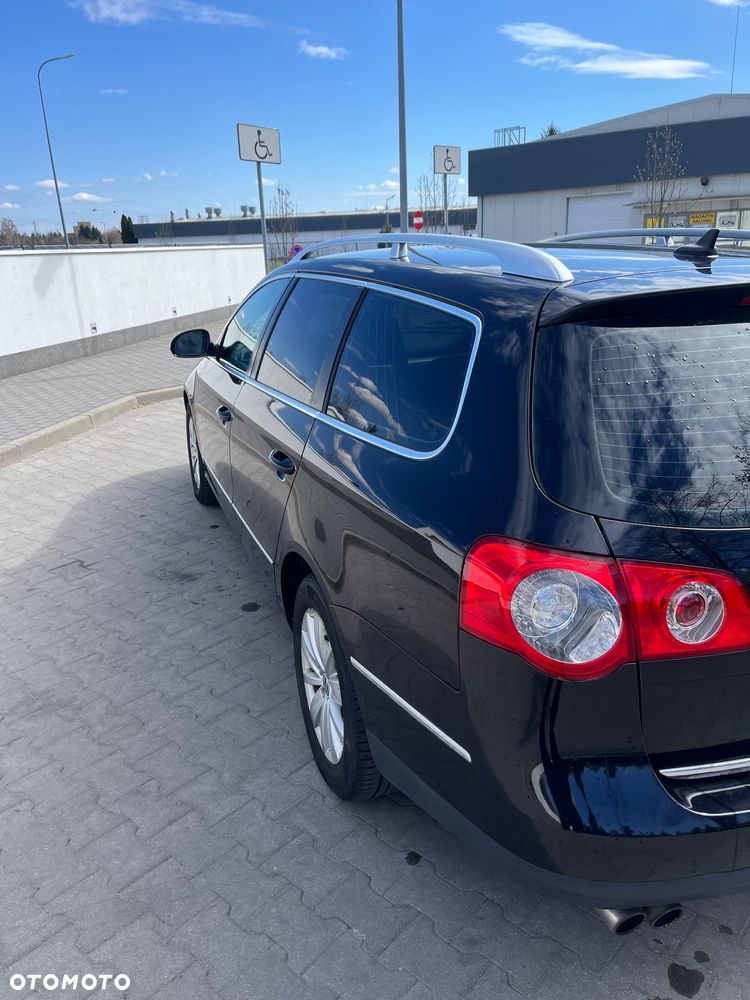 Volkswagen Passat 2.0 TDI Highline DSG - 18