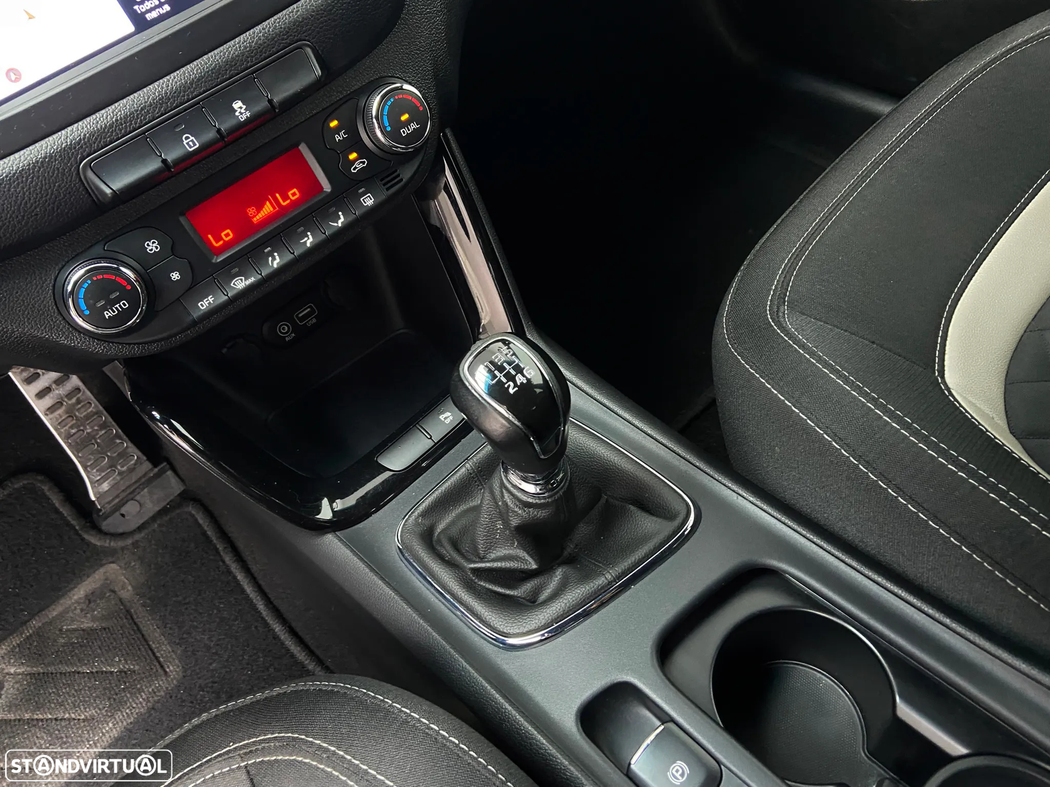 Kia Ceed SW 1.0 T-GDI GT Line - 22