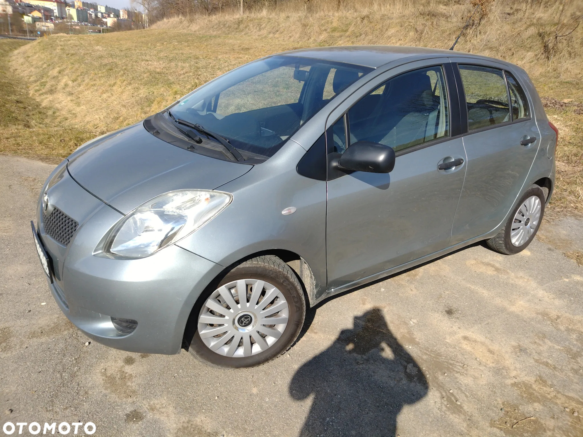 Toyota Yaris - 13