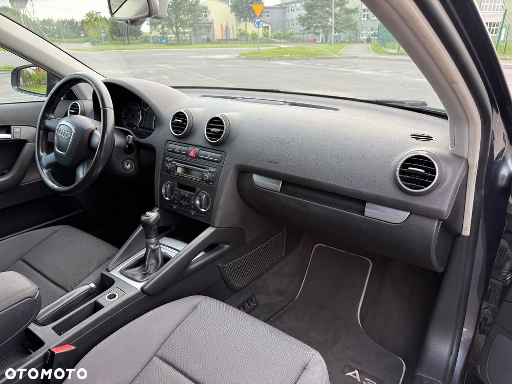 Audi A3 Sportback 1.6 Ambition - 9