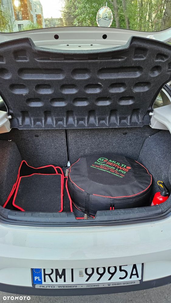 Seat Ibiza 1.4 16V Reference - 9