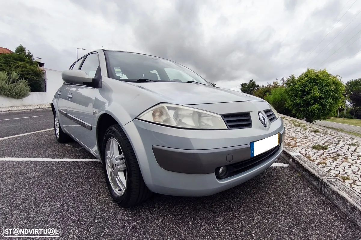 Renault Mégane 1.5 dCi Confort - 1