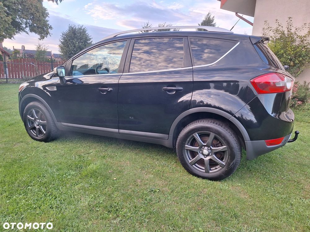 Ford Kuga - 13