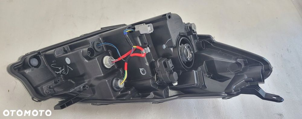 LAMPA LEWA PRZÓD TOYOTA YARIS III LIFT ZWYKŁA SOCZEWKA 2014-2017 - 7