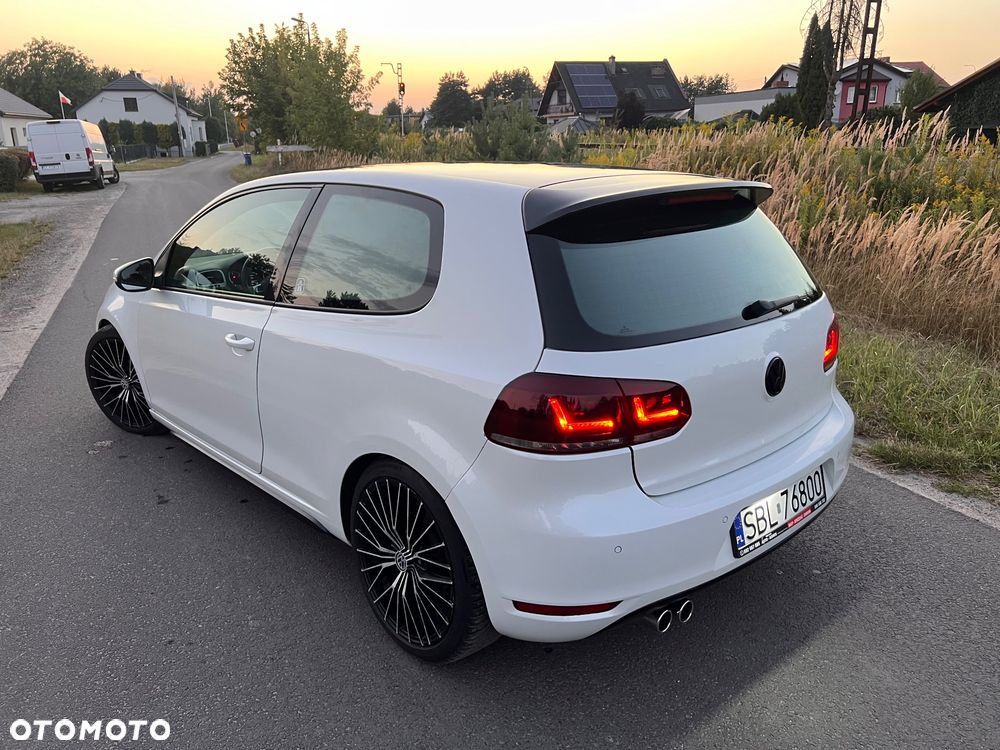 Volkswagen Golf 2.0 TDI GTD - 32