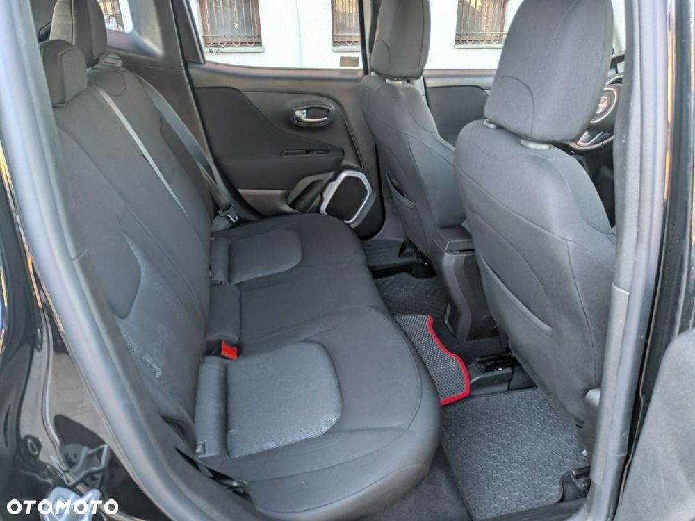 Jeep Renegade - 25