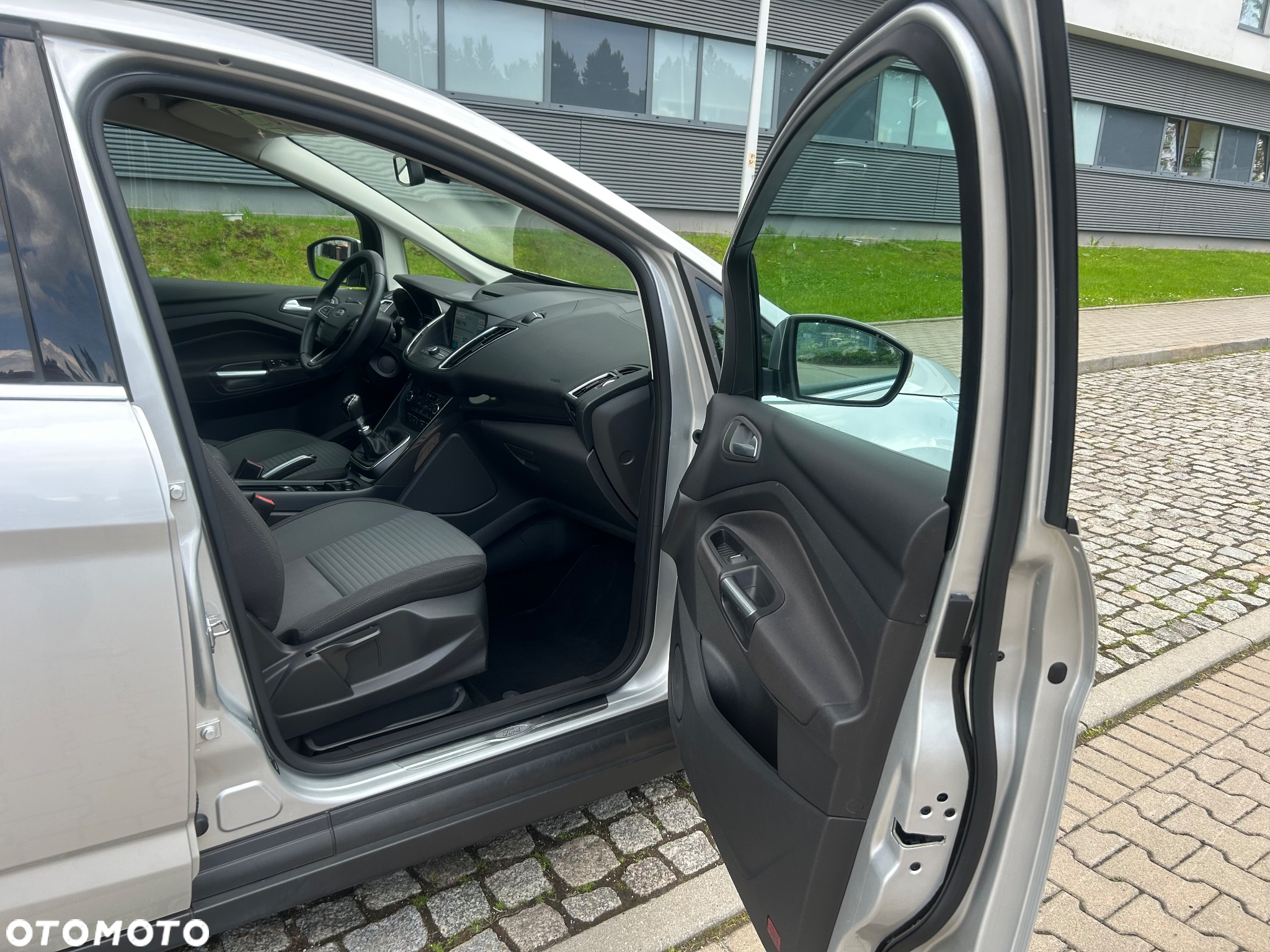 Ford C-MAX 1.0 EcoBoost Titanium ASS - 17