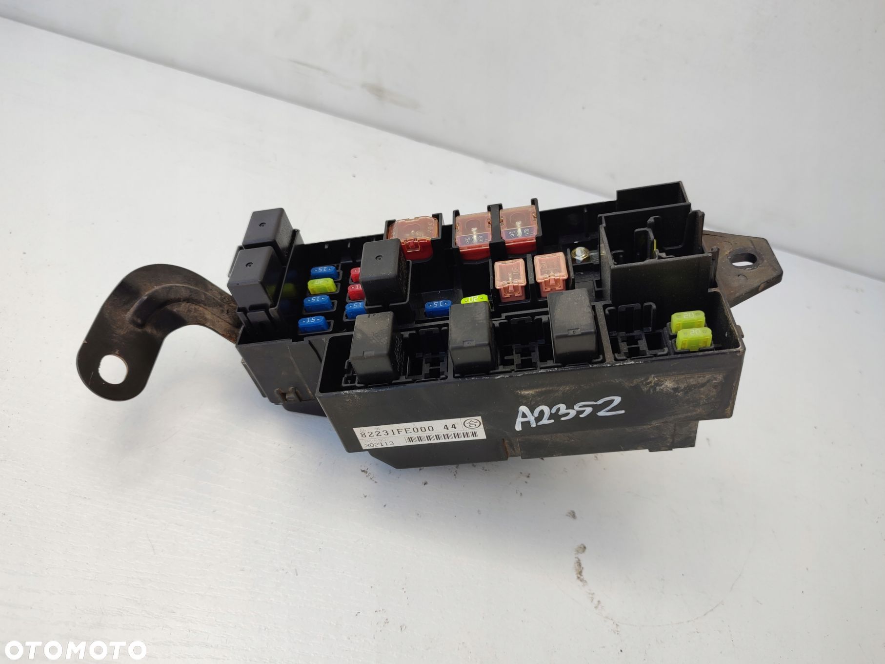 Skrzynka bezpieczników SUBARU IMPREZA II LIFT GD 2.0B 03-06 82231FE000 - 1