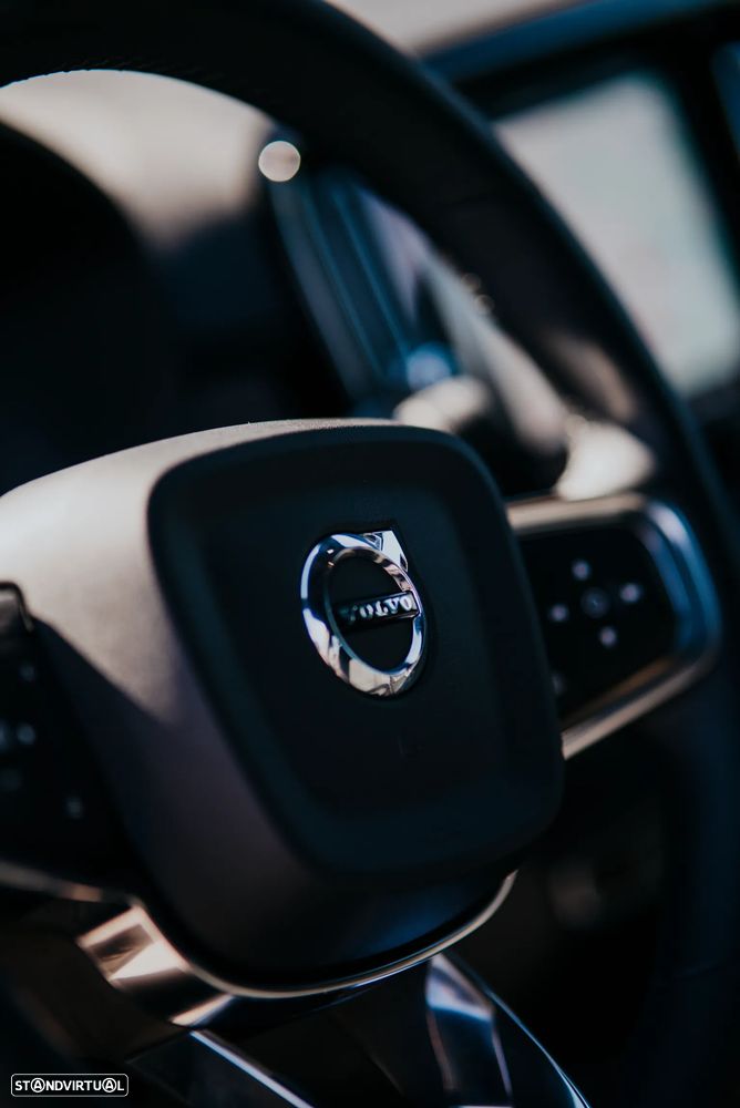 Volvo C40 Recharge Twin Motor Plus - 26