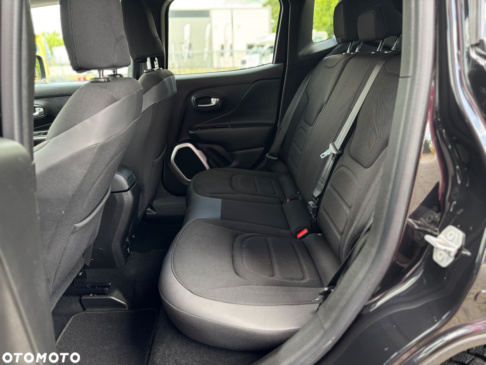 Jeep Renegade 1.4 MultiAir Limited FWD S&S - 26