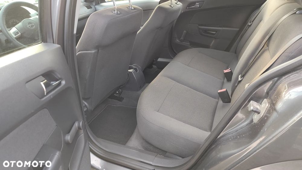 Opel Astra 1.6 Active - 17