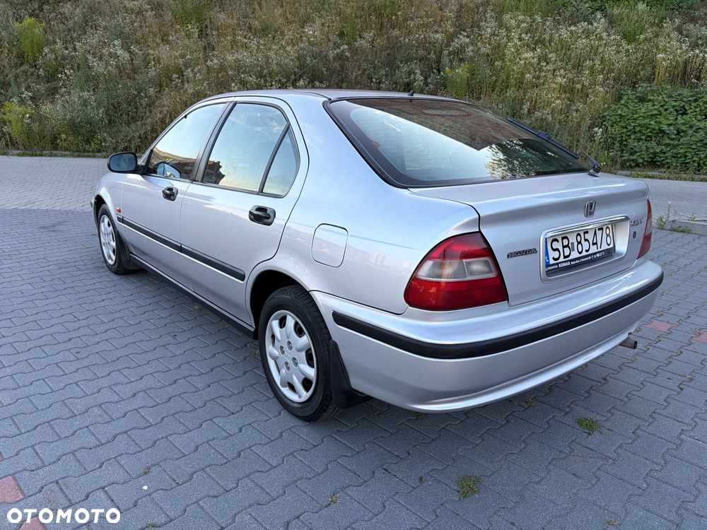 Honda Civic 1.4i S - 29