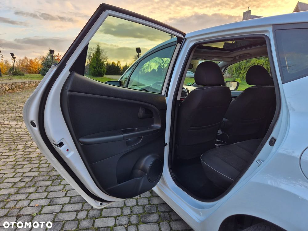Kia Venga 1.6 CRDi 128 Dream-Team Edition - 25