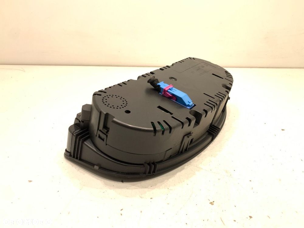 LICZNIK  VW CADDY III Nadwozie pełne/minivan (2KA, 2KH, 2CA, 2CH) 2004 - 2015 1.6 TDI 75 kW [102 - 3