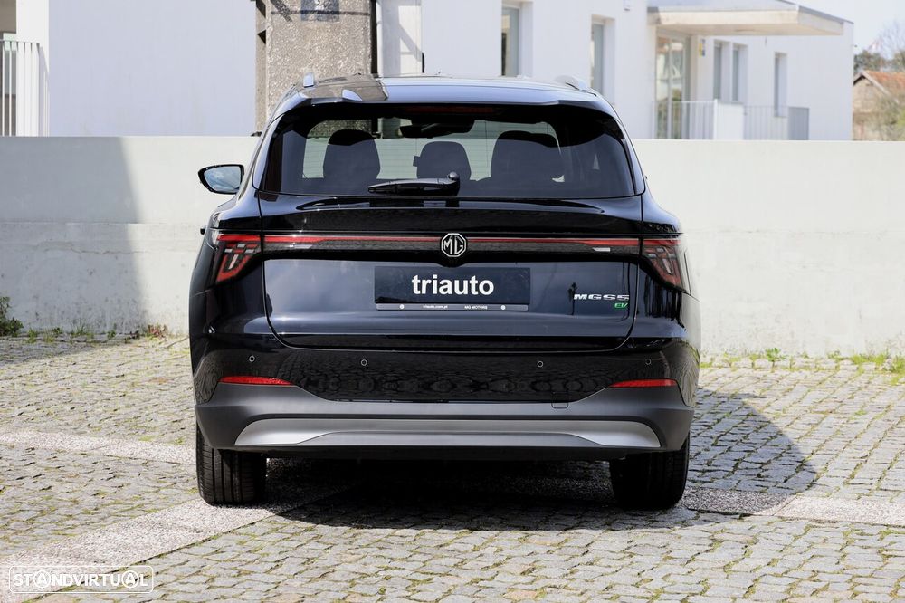 MG MGS5 EV 64 kWh Luxury - 4