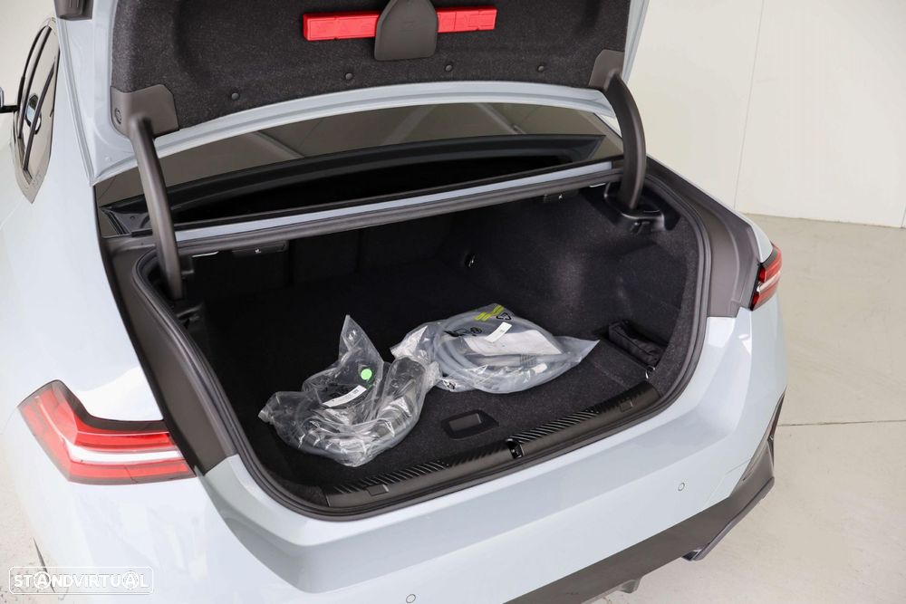 BMW i5 eDrive40 Pack Desportivo M - 11