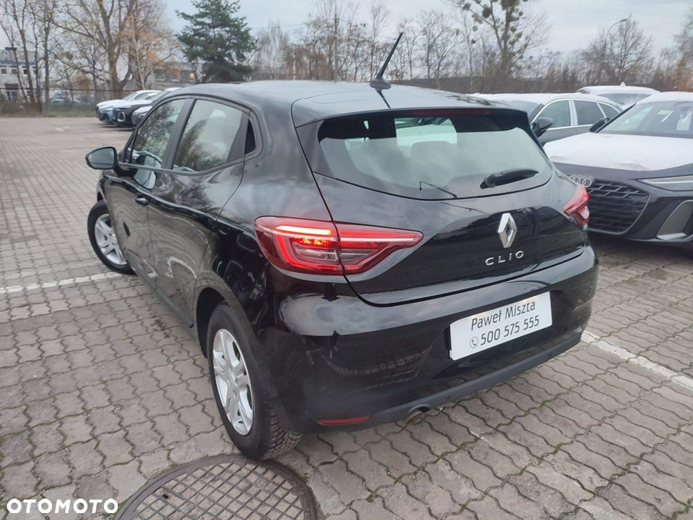 Renault Clio - 26