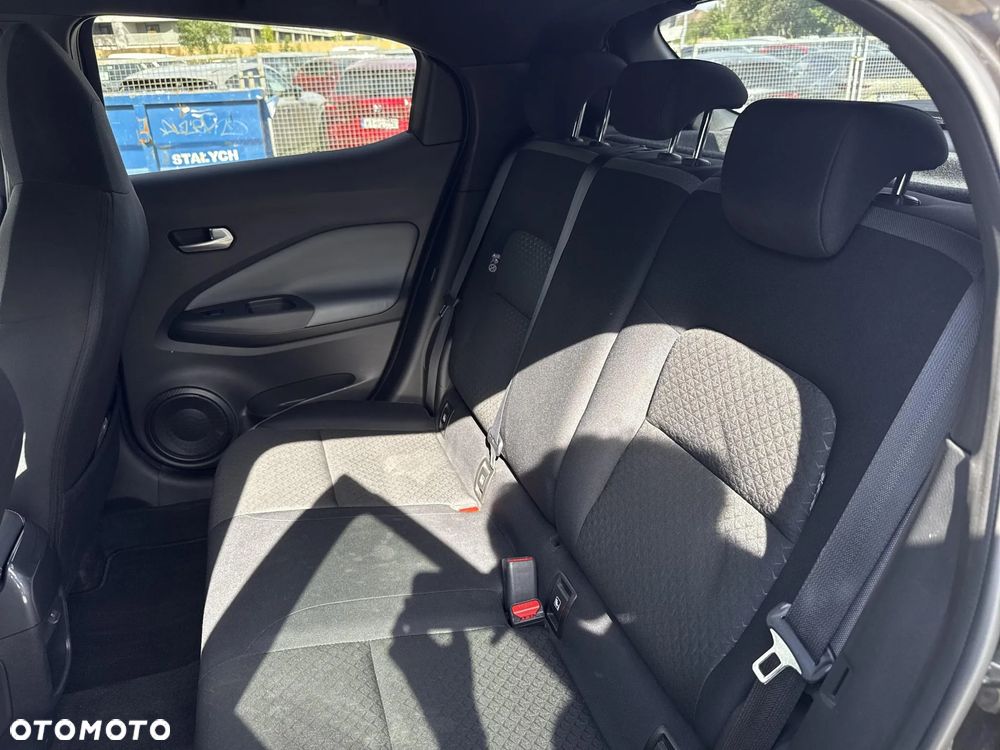 Nissan Juke 1.0 DIG-T N-Connecta - 17