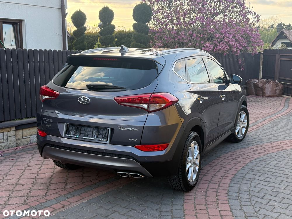 Hyundai Tucson 2.0 CRDi 4WD Automatik Passion Plus - 12