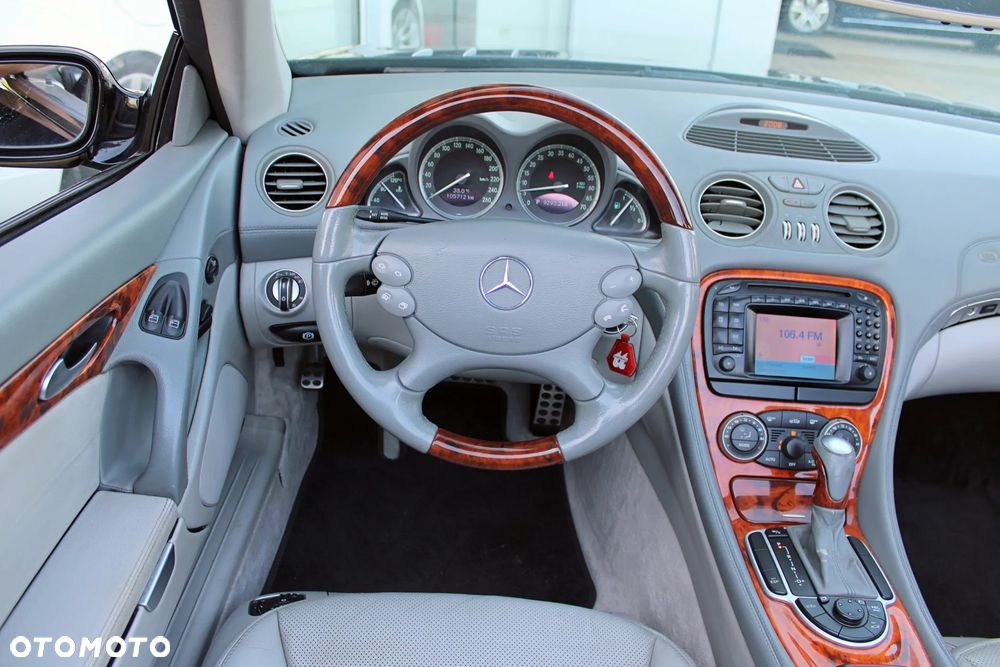 Mercedes-Benz SL 500 - 12
