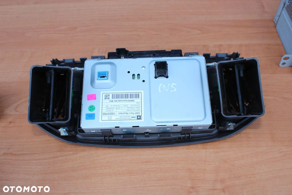 RADIO NAWIGACJA KOLOROWA OPEL INSIGNIA DVD 800 NAVI BRĄZOWY ŚRODEK KOMPLET 13277913 13223793 13505739 13337253 - 11