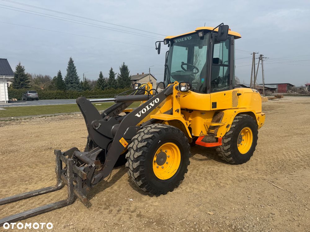 Volvo L30G - 13