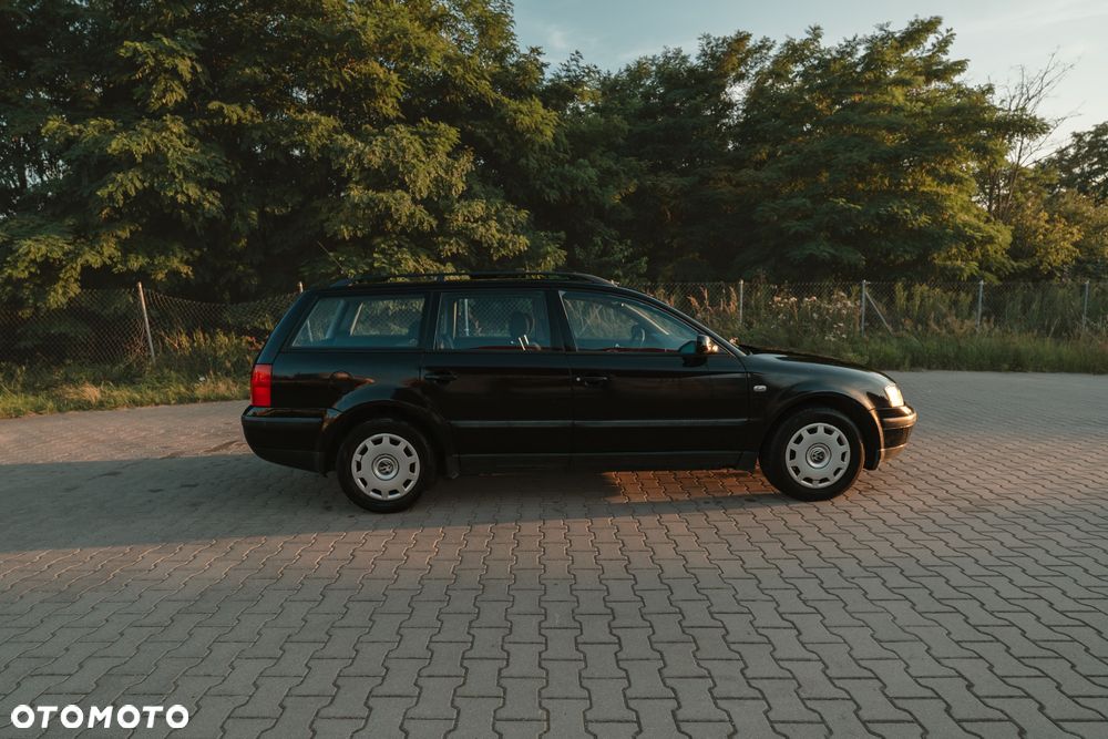 Volkswagen Passat - 3