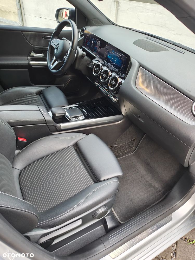 Mercedes-Benz Klasa B 180 Progressive 7G-DCT - 17