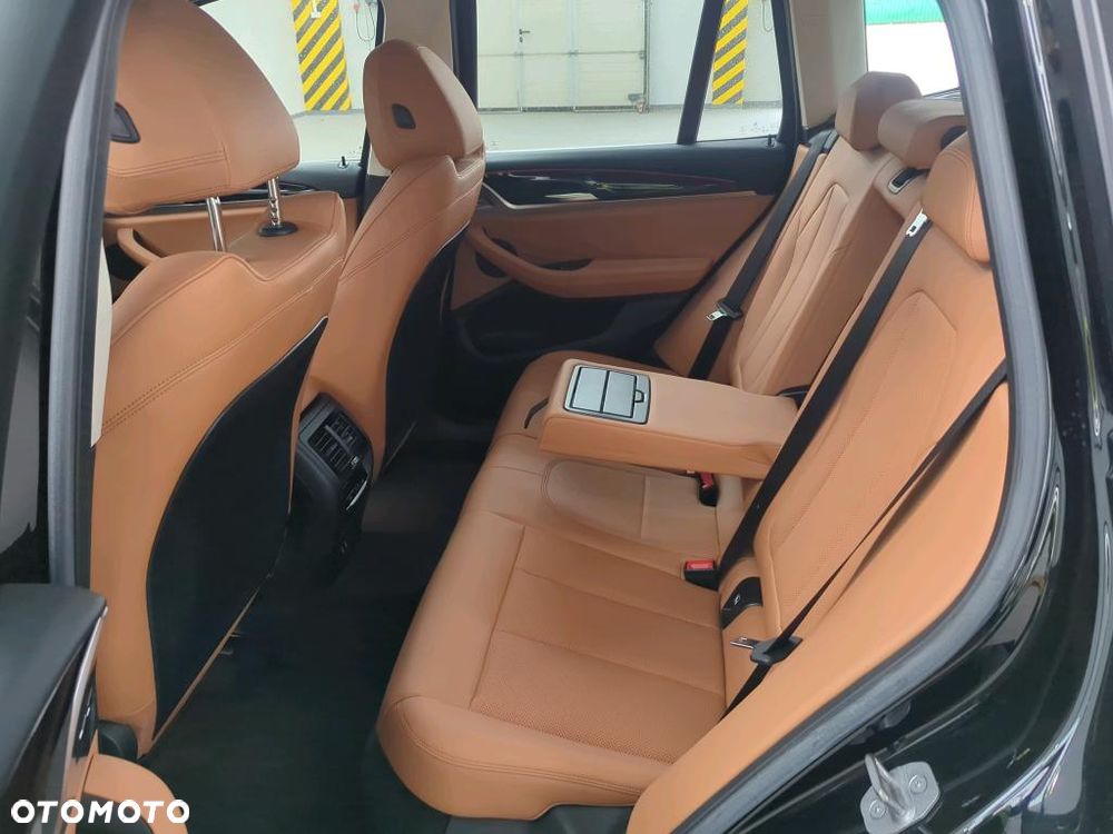 BMW X3 xDrive20i - 7