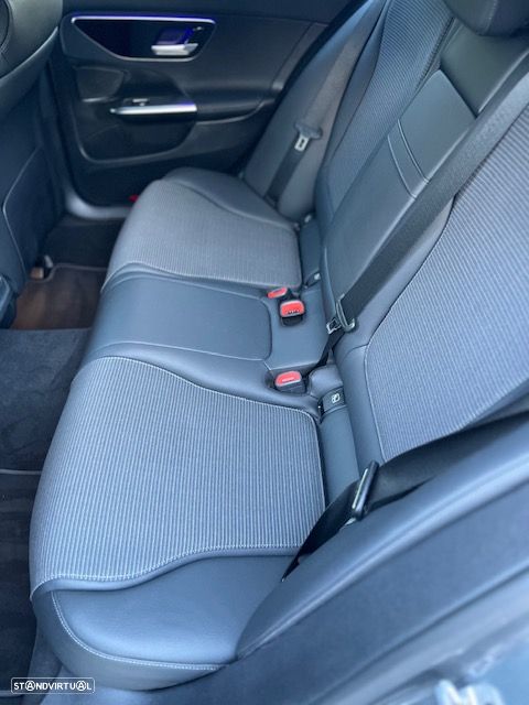 Mercedes-Benz C 220 - 14