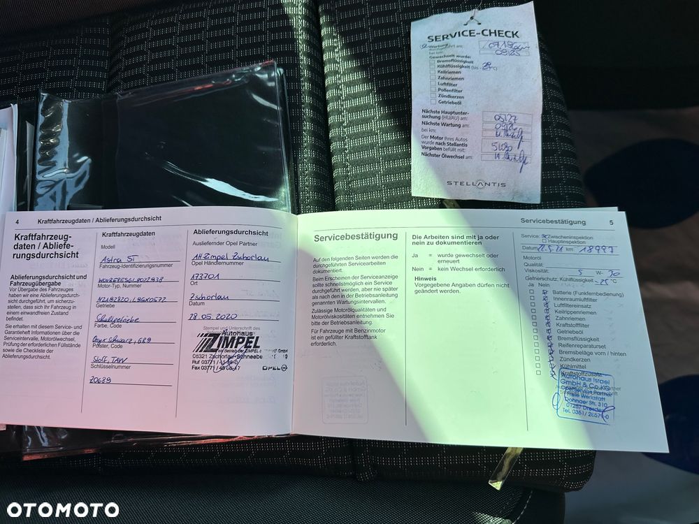 Opel Astra 1.2 Turbo Edition - 9
