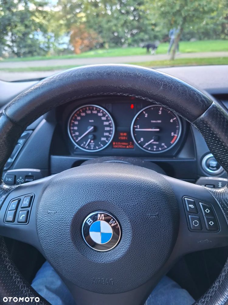 BMW X1 xDrive18d xLine - 8